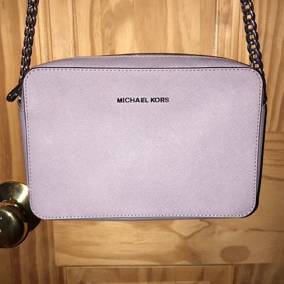 Michael Kors Handbags - Michael Kors crossbody